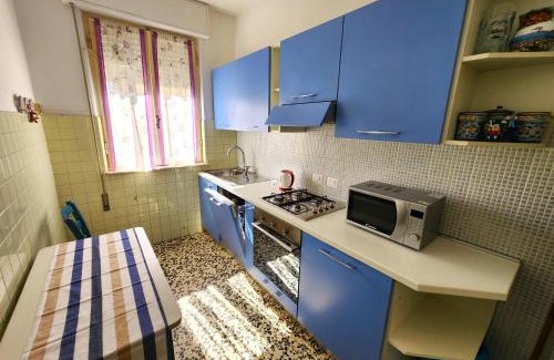 Marinella di Sarzana Apartment | Appartamento Limen