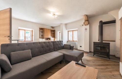 San Lorenzo in Banale Apartment | Appartamento Glolo 2