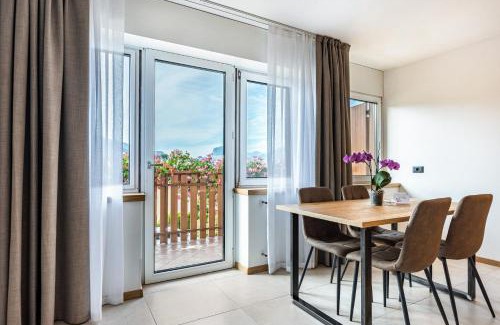 San Lorenzo in Banale Apartment | Appartamento Cima Brenta