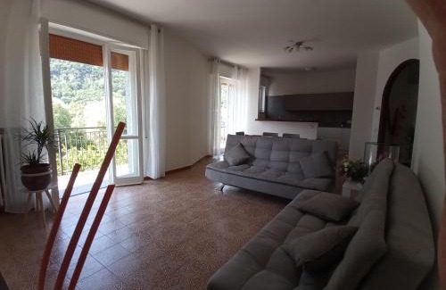 Canzo Apartment | Appartamento L'Airone Cenerino