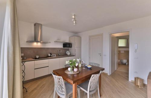Prabione Apartment | Appartamento Lucia - Theater Home