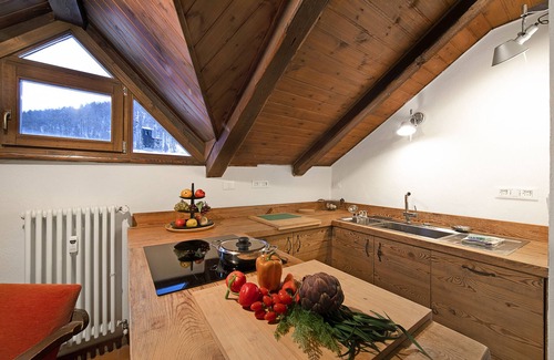 Claviere Apartment | Appartamento La Fontaine Ski In Ski Out, Claviere, Italy