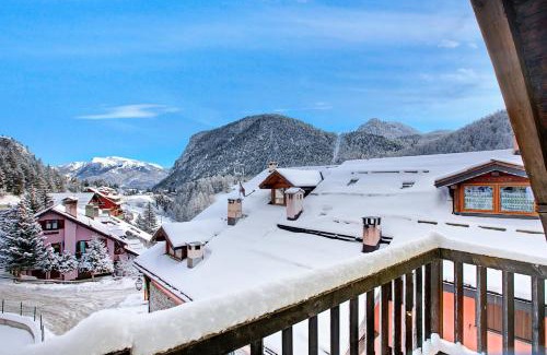 Claviere Apartment | Appartamento La Fontaine Ski In Ski Out - Happy Rentals