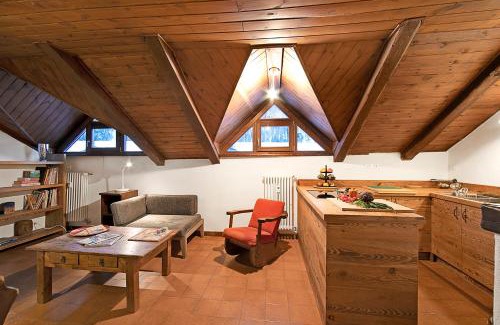 Claviere Apartment | Appartamento La Fontaine Ski In Ski Out - Happy Rentals