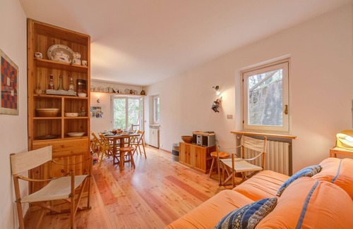 Claviere Apartment | Appartamento La Marmotta Mountain Retreat, Claviere, Italy