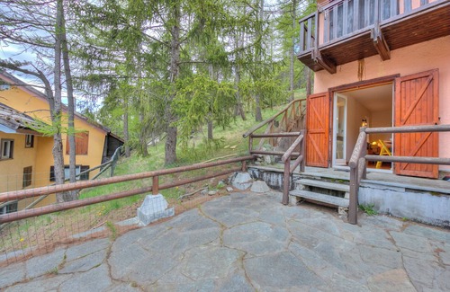 Claviere Apartment | Appartamento La Marmotta Mountain Retreat, Claviere, Italy