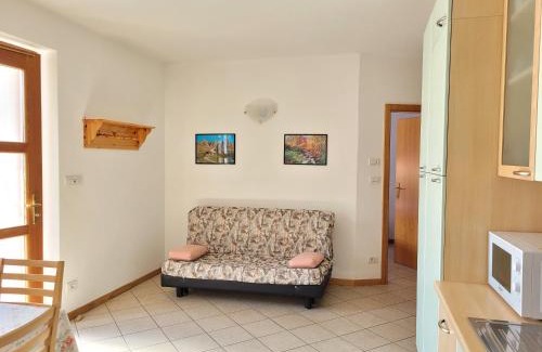 Coredo Apartment | Appartamento "Laghet" a piano terra con giardino