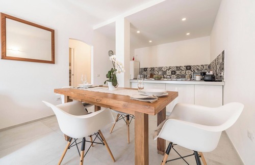 Vesio Apartment | Appartamento "Le Cementine" with Lake View, Mountain View, Wi-Fi, A/C & Terrace