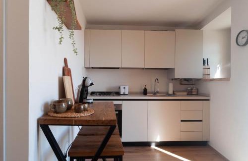 Morrovalle Apartment | Appartamento Le Mura di Morro
