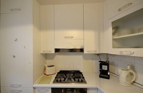 Chiesa Rossa Apartment | Appartamento Meneghino: A welcoming apartment situated a few minutes from the town center, with Free WI-FI.