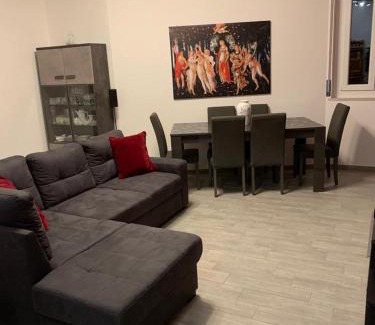 Novara Apartment | Appartamento Michelangelo