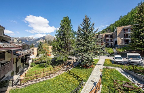 Sauze d'Oulx Apartment | Appartamento Pian dei Larici