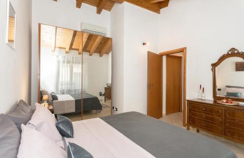Osio Sopra Apartment | APPARTAMENTO PORTA VERDE osio sopra