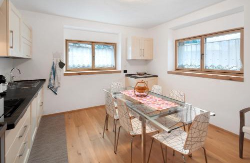 San Tomaso Agordino Apartment | Appartamento Rododendro
