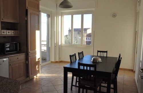 Ospedaletti Apartment | Appartamento Vista Mare 100mq + Terrazzo 100mq + Balcone