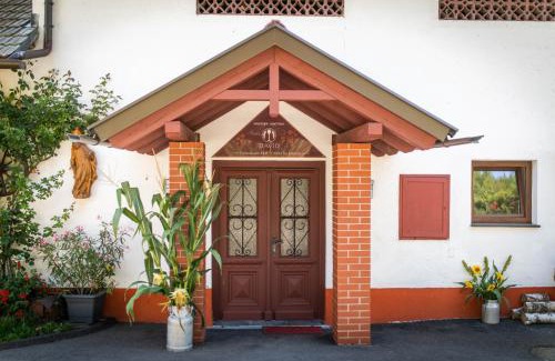 Sankt Michael bei Bleiburg House | Appartements und Vinoteka DAVID