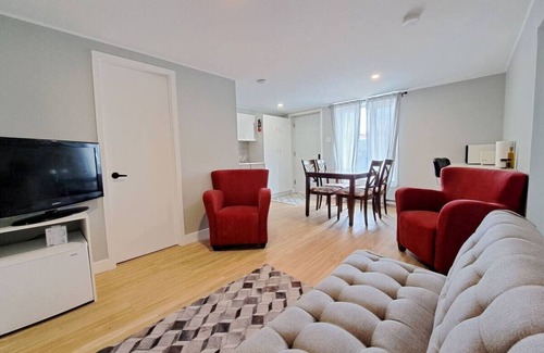 Ste Anne de Beaupre Apartment | Appartement Confort 11