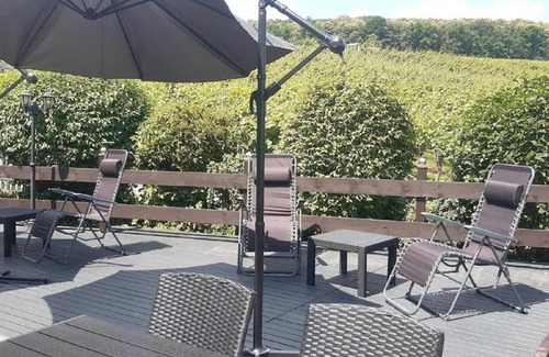 Schweigen-Rechtenbach Apartment | Appartement/fewo, Dusche, WC, Wohn-/schlafraum Nr2 - Gästehaus am Sonnenberg