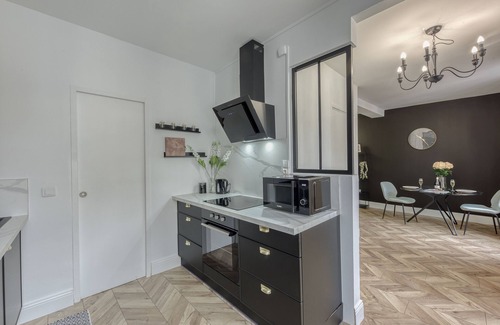 Montereau-Fault-Yonne Apartment | Appartement Luxueux/15mn Fontainebleau