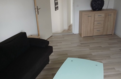 Carrieres Faucilles - Butte Pinson Apartment | Appartement Confortable 3 Pièces Proche Stade de France