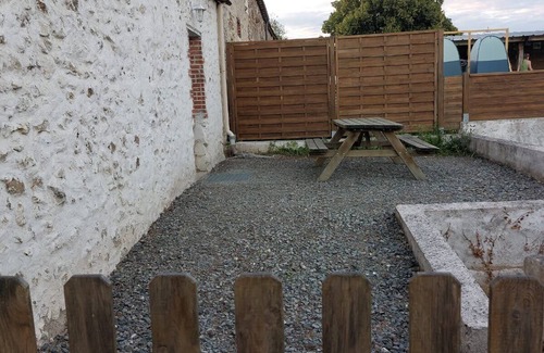 Tauxigny Apartment | Appartement 6 Personnes, Entre Tours et Loches