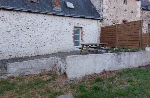 Tauxigny Apartment | Appartement 6 Personnes, Entre Tours et Loches