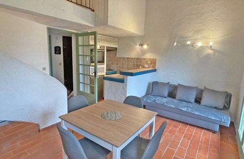 Guerrevieille Apartment | Appartement à 5 Minutes à Pied de la Plage des Cigales