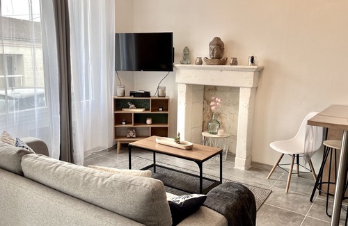 Ruelle-sur-Touvre House | Appartement 1 Chambre Centre Ville Avec Parking et Wifi