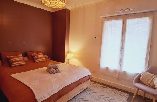 Neauphle-le-Chateau Apartment | Appartement 2 pièces centre ville avec parking