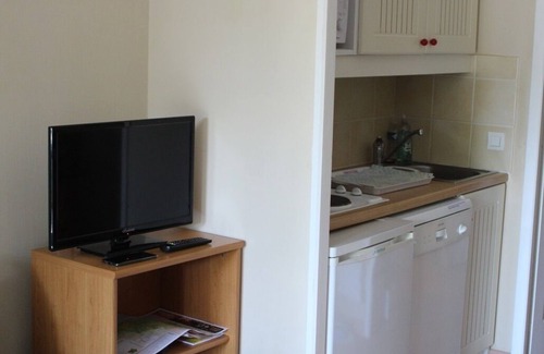 Monflanquin Apartment | Appartement 2 Pièces - 4/5 Personnes - Piscine Chauffée - Lac