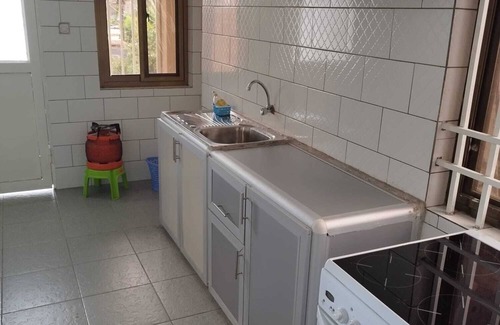 Ngaliema Apartment | Appartement 3 Chambres, 3e Étage