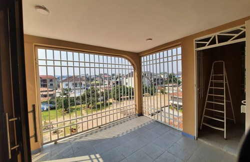 Ngaliema Apartment | Appartement 3 Chambres, 3e Étage