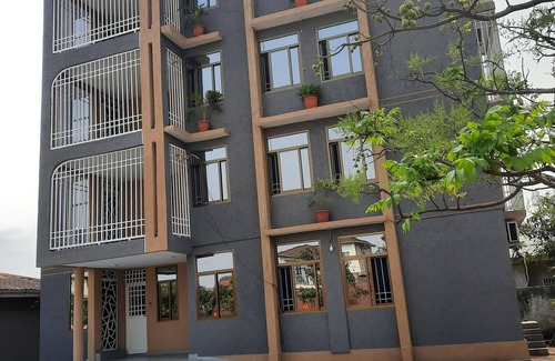 Ngaliema Apartment | Appartement 3 Chambres, 3e Étage