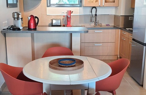 Bandol Apartment | Appartement 3 Pièces Climatisé, Résidence Grand Standing