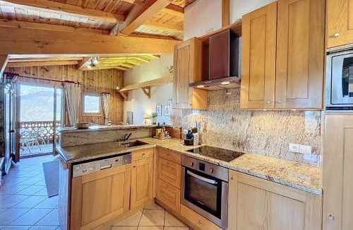 Combloux Apartment | Appartement 3 pièces tout équipé avec balcon et box fermé, à 1,2 km du centre de Combloux - FR-1-560-141