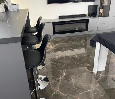 Gagny Apartment | Appartement 3 pieces 2 minutes à pied RER vers Paris