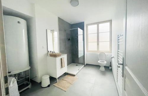 La Madeleine Apartment | Appartement 4 chambres spacieux et lumineux