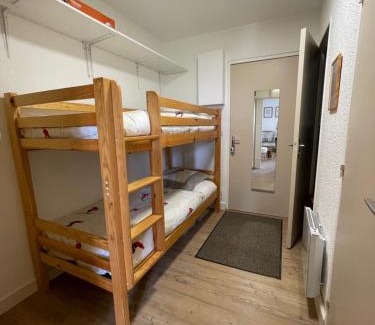 Montclar Apartment | Appartement 6 couchages, Tout confort, pieds des pistes, ménage & linge de maison inclus