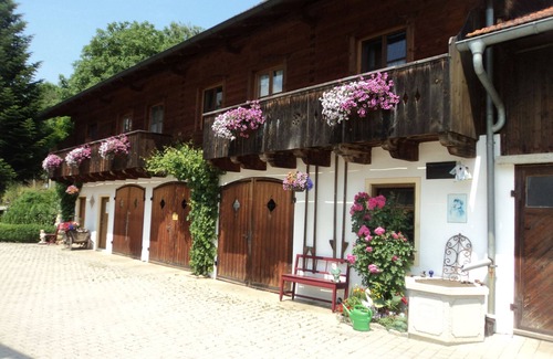 Soyen Apartment | Appartement 6 mit Separatem Schlafzimmer im Obergeschoss