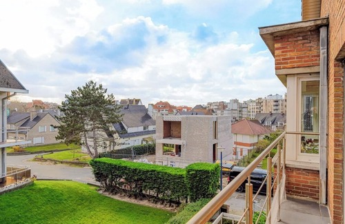 Koksijde-Bad Apartment | Appartement 8 Personen, 200m Strand