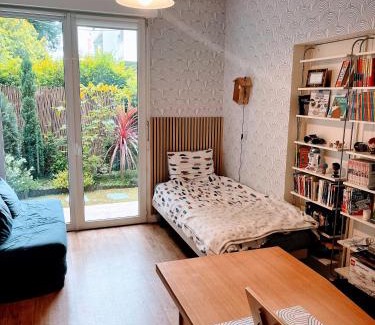 Saint-Cloud Apartment | Appartement 90m2 Sur Jardin Clos