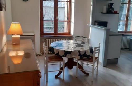 Grandrieu Apartment | Appartement accueillant au cœur de La Margeride