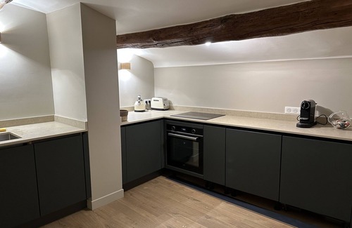 Mazarin Quarter Apartment | Appartement Aix Centre Très Calme et Confortable 54m2