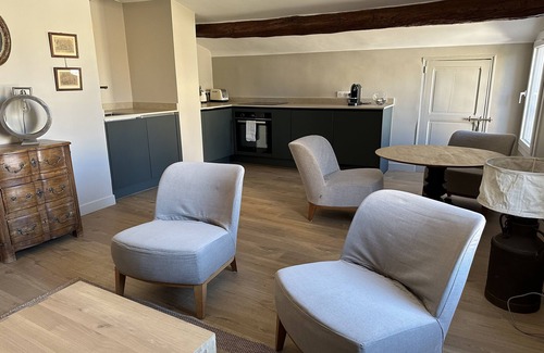 Mazarin Quarter Apartment | Appartement Aix Centre Très Calme et Confortable 54m2