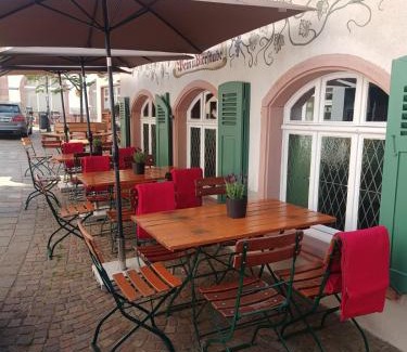 Heddesbach Apartment | Appartement Altstadt, Gasthaus Hirsch