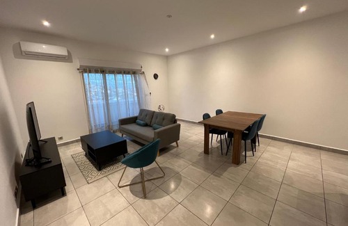 Antananarivo Avaradrano Apartment | Appartement Ambatobe