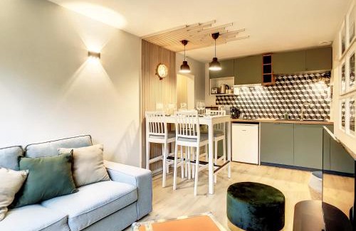 Ancely Apartment | Appartement Ancely tout neuf déco aéro - parking gratuit - Proche Blagnac