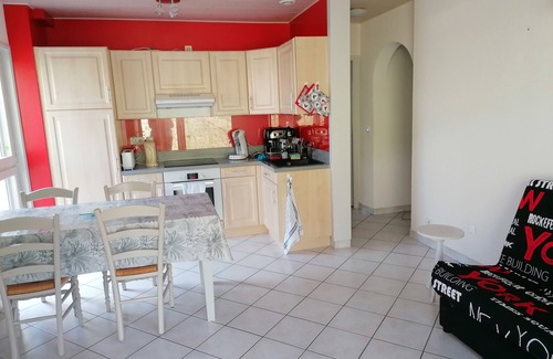 Saint-Jorioz Condo | Appartement au Calme