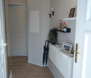 Marciac Apartment | appartement au calme face au lac