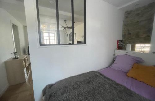 Bourg-Madame Apartment | Appartement avec chambre ouverte